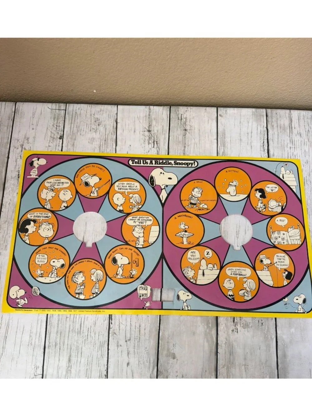 Colorforms vintage tell